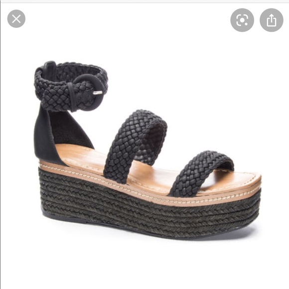 Chinese Laundry Shoes - NEVER WORN Chinese Laundry Sandal Platforms